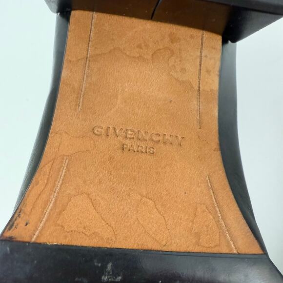 Givenchy Studded Pointed Toe Booties Short Boots Black Leather Fit like US 9.5 - Picture 14 of 14